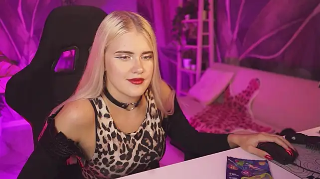 Czat XXX na żywo – KattyWilde