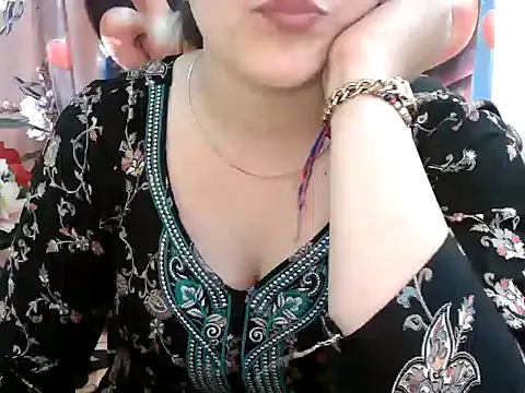_chitranshi লাইভ XXX চ্যাট