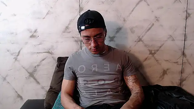 Andy_Joy_ 라이브 XXX 채팅