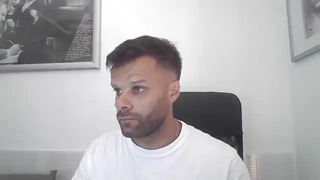 Chat +18 de FROCETTO93 ao vivo