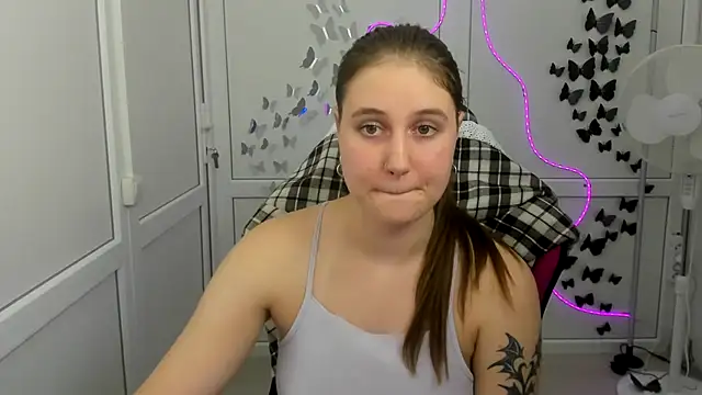 ViolaSecret's Live XXX Chat