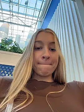 Živý XXX chat SashaCatt