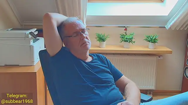 subbear1968 Live XXX-Chat