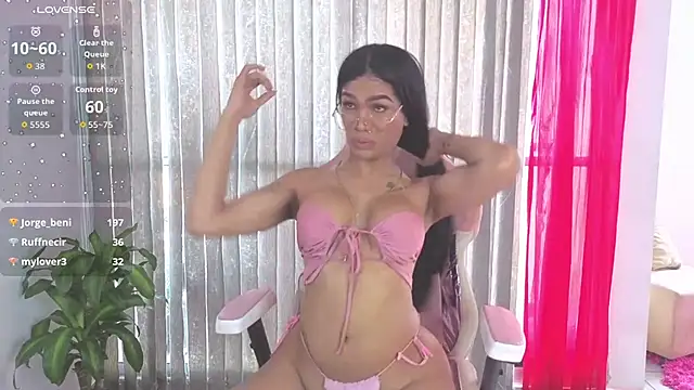 הופעת וובקאם של Queen_Morena