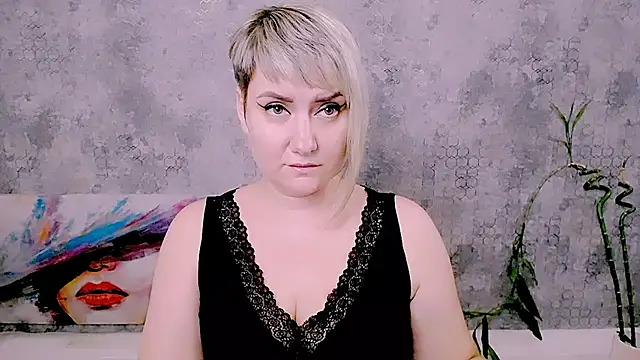 Chat XXX en directo de Djullia