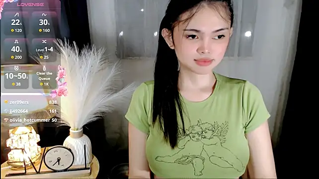 wildest_fantasy's Live XXX Chat