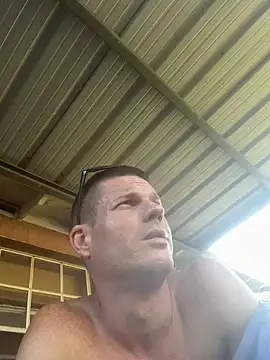 JockNThirsty Show in webcam