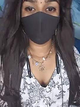 Tamil_Charu_のライブXXXチャット