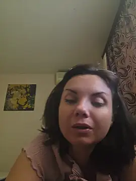 Diamond_Monna Chat XXX live