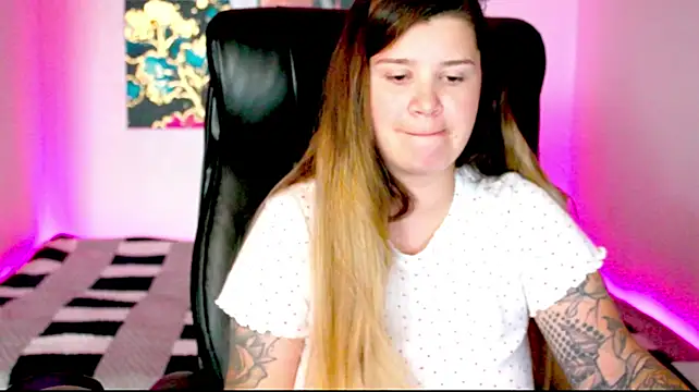 XXX chat uživo modela Natali_Secret