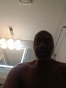 yasohw Show in webcam