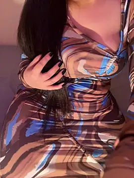 Choumokh3's Live XXX Chat