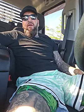 Beardedtattood – Live XXX-chat