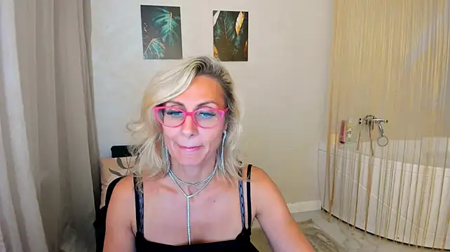 XXX chat uživo modela MuseOfStage