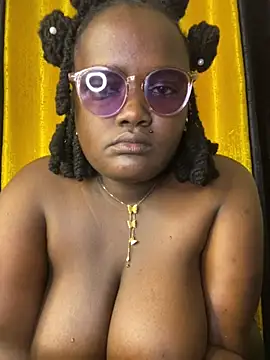 Czat XXX na żywo – Bustyy_Bitch