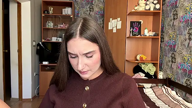 KittyNoSkirty's Live XXX Chat