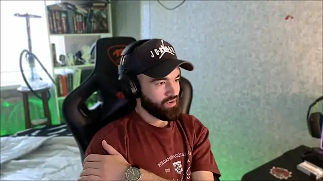 Chat +18 de _Serious_Man ao vivo