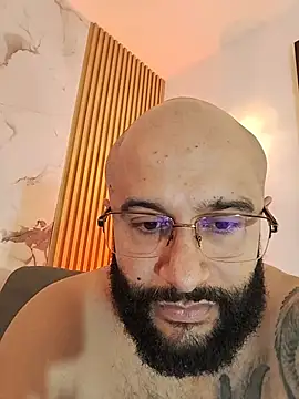 Luke__09's Live XXX Chat