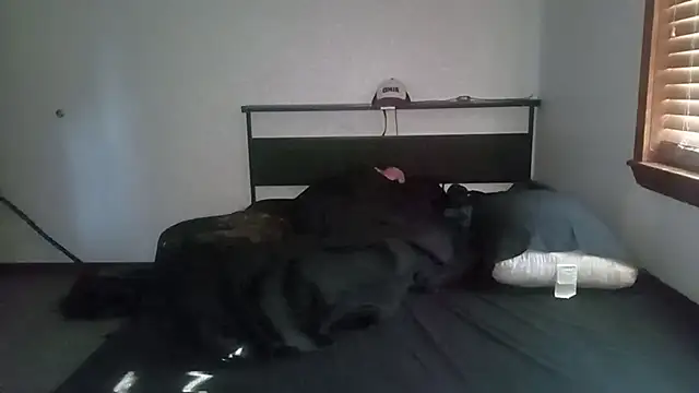 Opondestre00420 Adlı Modelin Canlı XXX Sohbeti