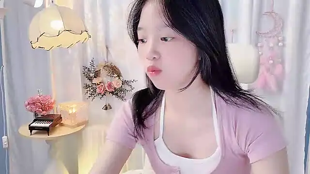 XXX chat uživo modela Yanys521