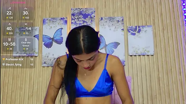 Moonceleste Adlı Modelin Canlı XXX Sohbeti