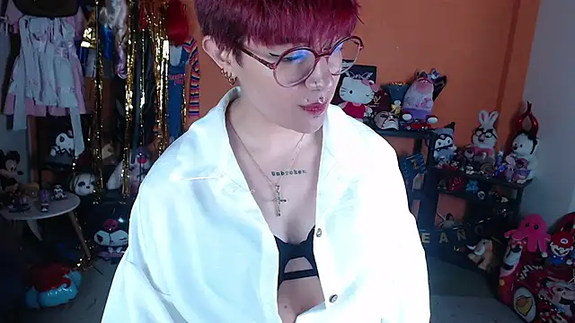 MissMiia2 – Live XXX-chat