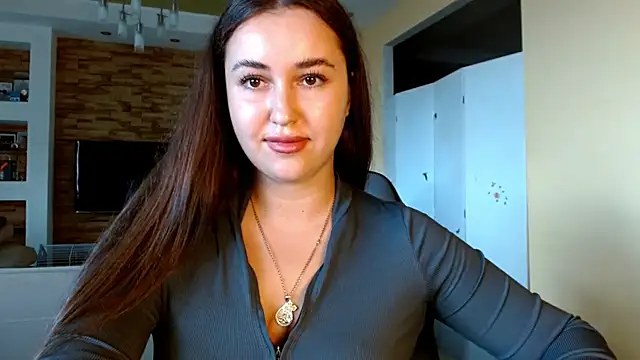 ElizabethJam Adlı Modelin Canlı XXX Sohbeti