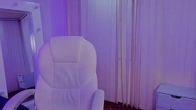_sharlotte777のライブXXXチャット