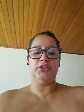 keilymadam's Live XXX Chat