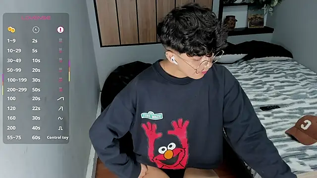 Danny_George Chat XXX live