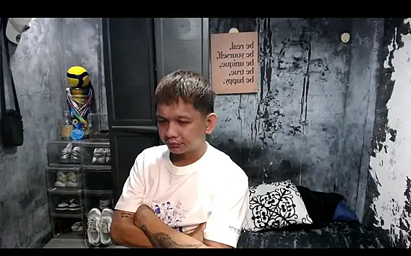 asianboi1111 live XXX chat