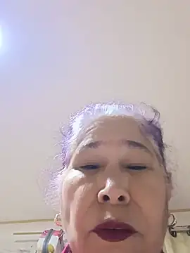 girl_amada Adlı Modelin Canlı XXX Sohbeti