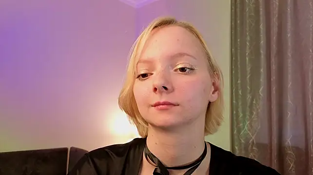 sweet_lynx Adlı Modelin Canlı XXX Sohbeti