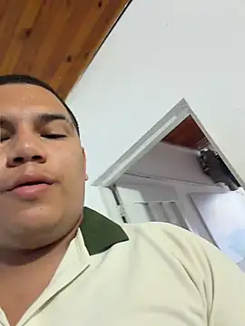 Chatroom XXX en direct de Patricio_02