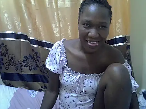 black_eebbony Adlı Modelin Canlı XXX Sohbeti