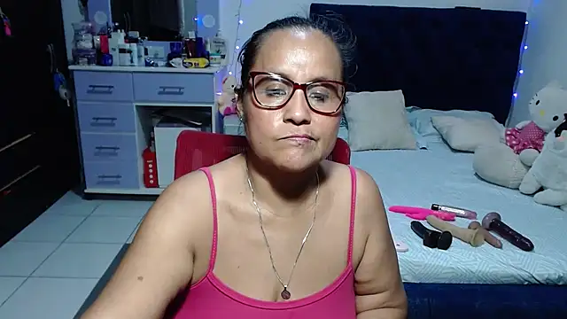 pervert_mommy_ Adlı Modelin Canlı XXX Sohbeti
