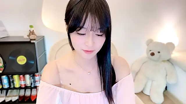Chat +18 de Onechestnut ao vivo