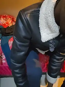 Czat XXX na żywo – THATHAIRYTALLDUDE