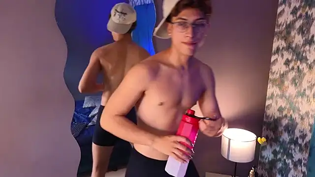 Chat XXX Live Aaron_Eze