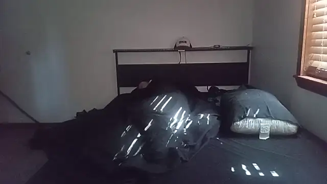Opondestre00420 Live XXX-Chat
