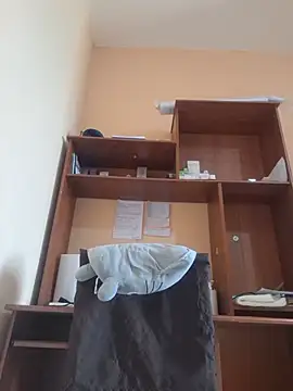 Ally-cutee élő XXX-chatje