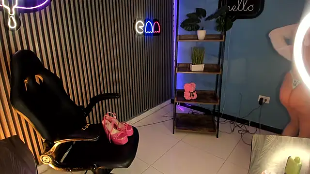 Emily_robertss1's Live XXX Chat