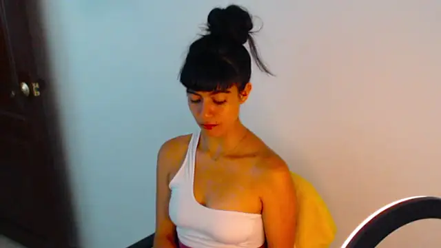 meganmiauu 现场XXX聊天