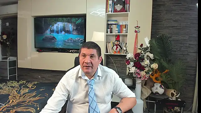 Czat XXX na żywo – SpartacusDaddy48