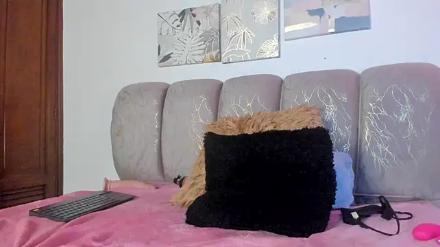 noah_0813's Live XXX Chat