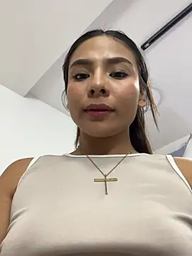 Živý XXX chat amira_cute2