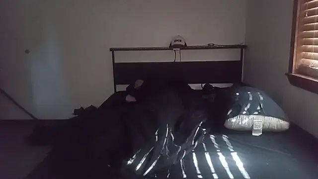 Opondestre00420 – Naživo XXX chat