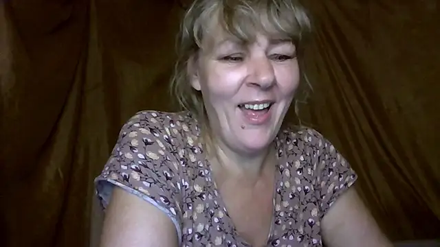 karina_ren_'s Live XXX Chat