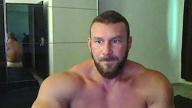 muscularkevin Adlı Modelin Canlı XXX Sohbeti
