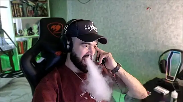 Chat +18 de _Serious_Man ao vivo